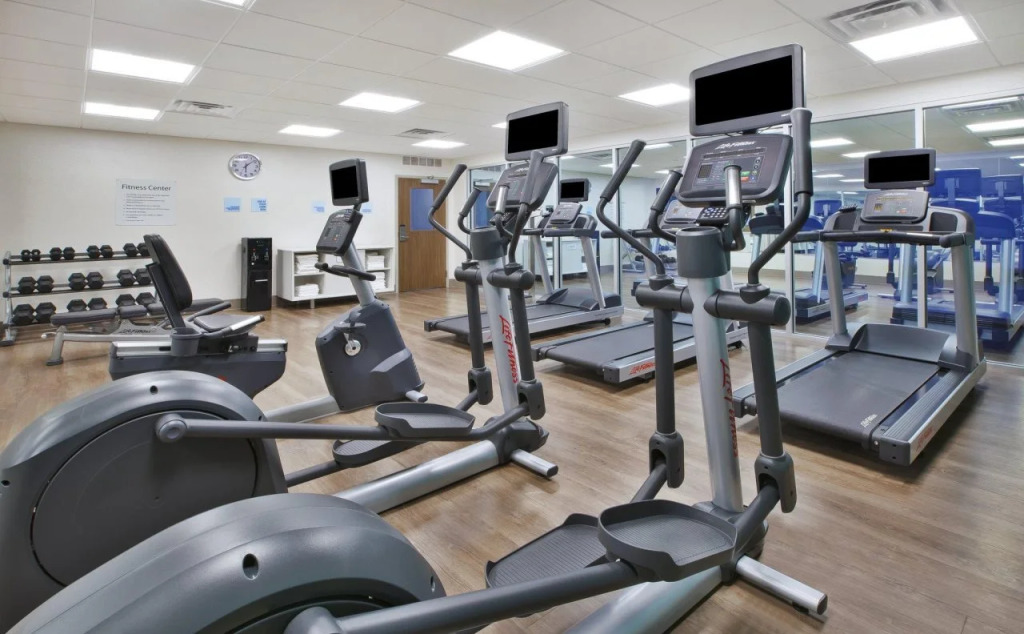 Candlewood Suites Grand Rapids Airport by IHG