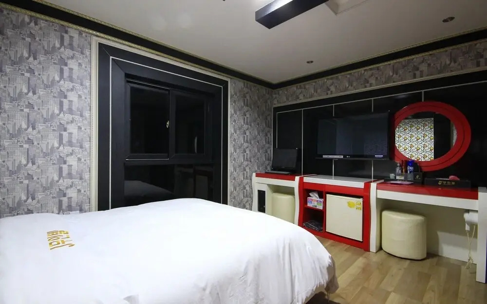 Gwangju Chungjang-ro Hotel H-Avenue