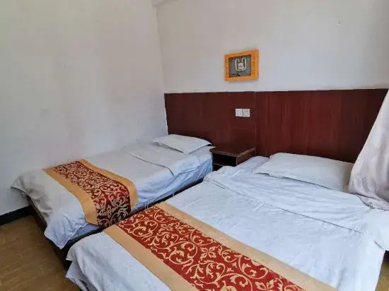 Tianxing Business Hotel (Kunming Luosiwan Store)