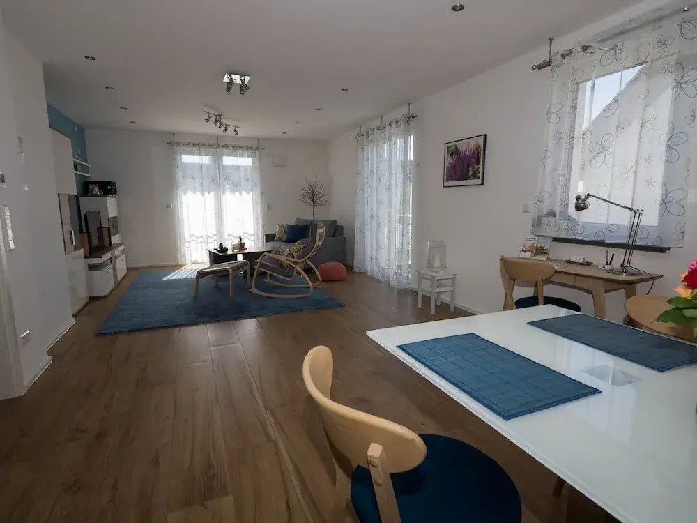 16Lilien Apartmentwohnung