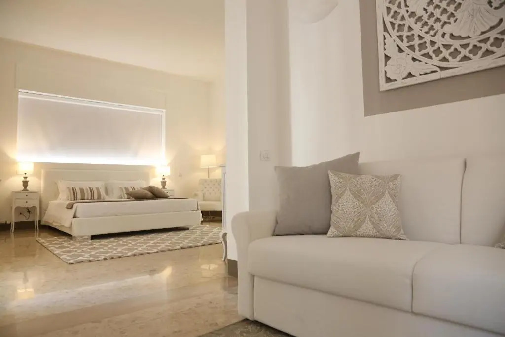Dimi House