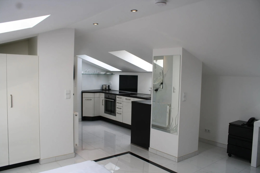 Apartment Hotel KRAL - BUSINESS HOTEL & SERVICED APARTMENTS
