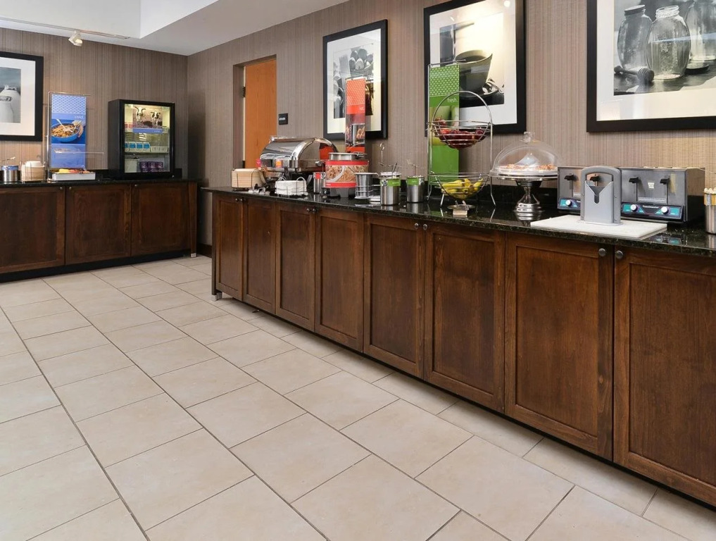 Hampton Inn Chicago-Carol Stream