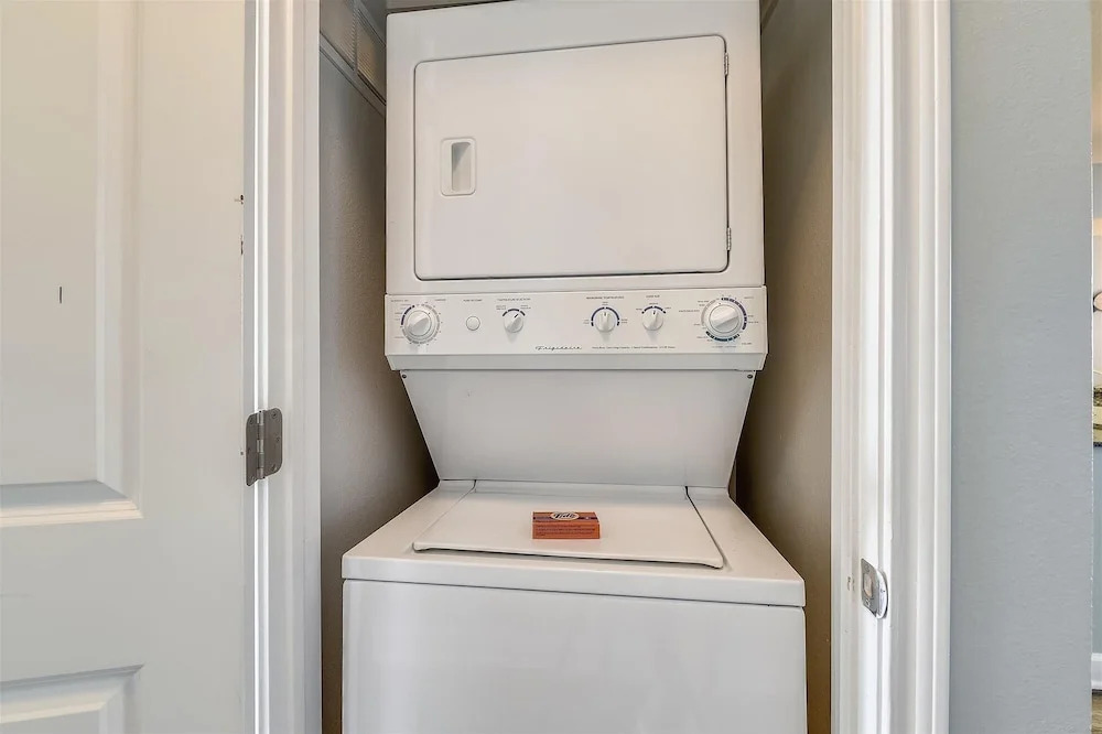 Shores Of Panama 325 - 3rd Floor, Updated, Free Fun! Sleeps 6. 1 Bedroom Condo by RedAwning