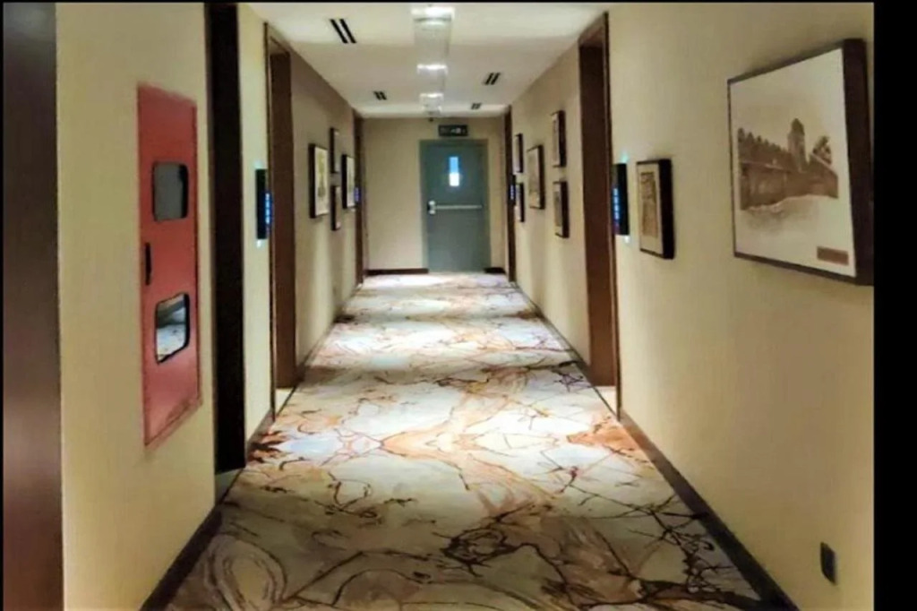 Best Western Plus Runway - Luxury Collection Hotel