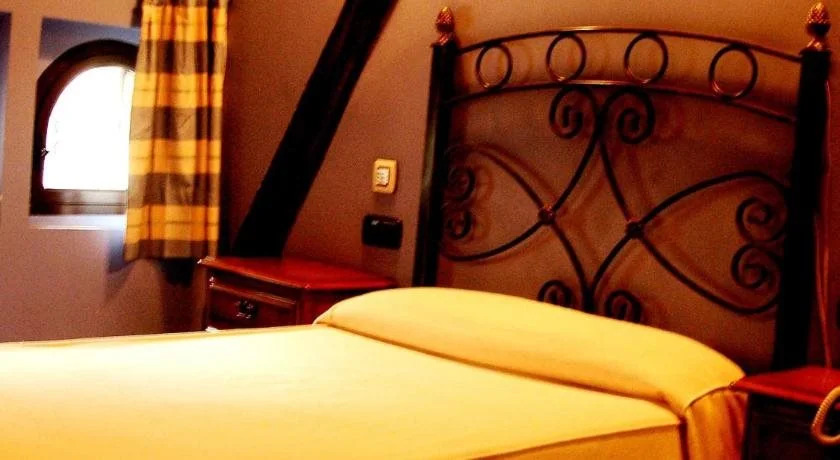 Hotel Mauleon