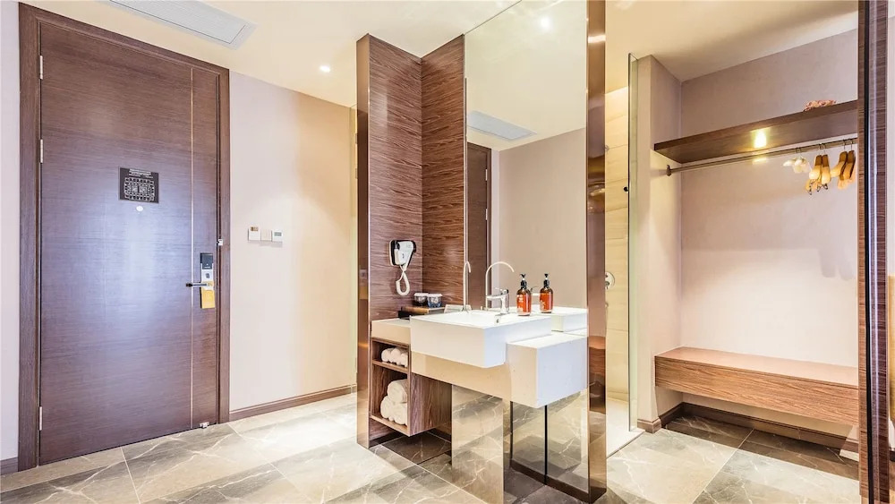 Ceramik Hotel Wanda Branch