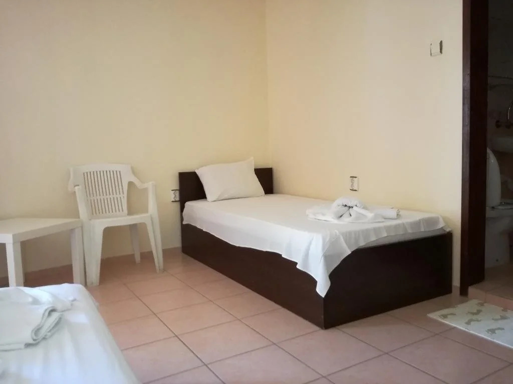 Karadarlievi Guest House