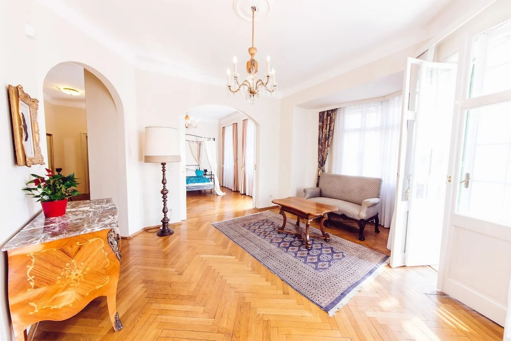 Hotel Carinthia Velden