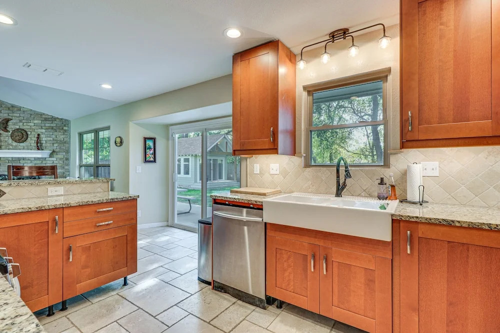 Texas Retreat w/ Patio, Fireplace & Fenced-in Yard