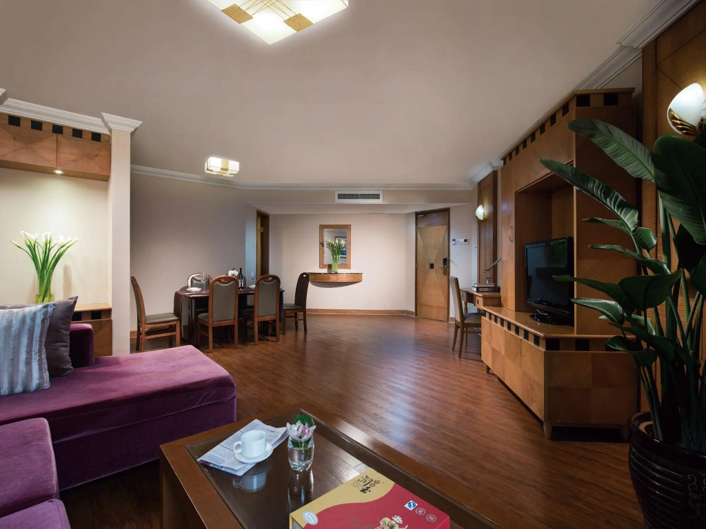 Guangdong Hotel