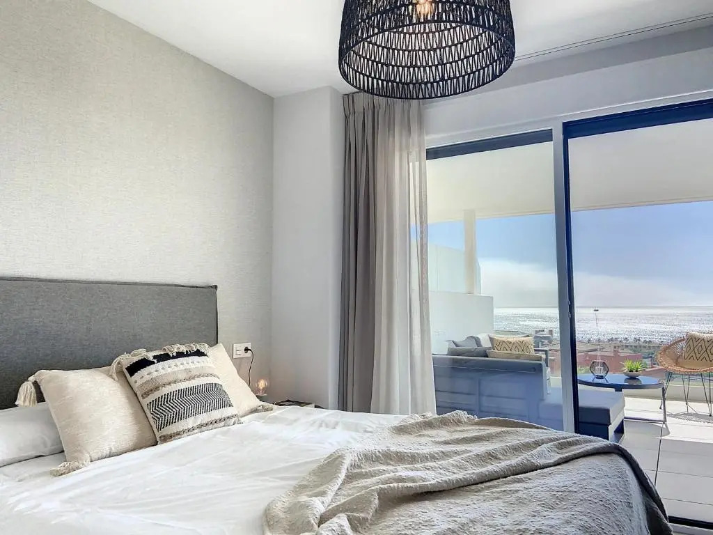 Via Celere 2331 Luxury Sea View Apartment
