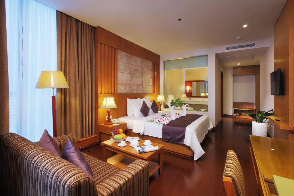 Eden Star Saigon Hotel