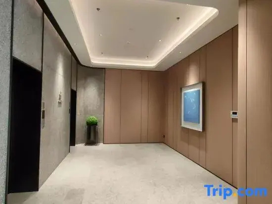 JI Hotel (Daqing West Railway Station Wanda Plaza)