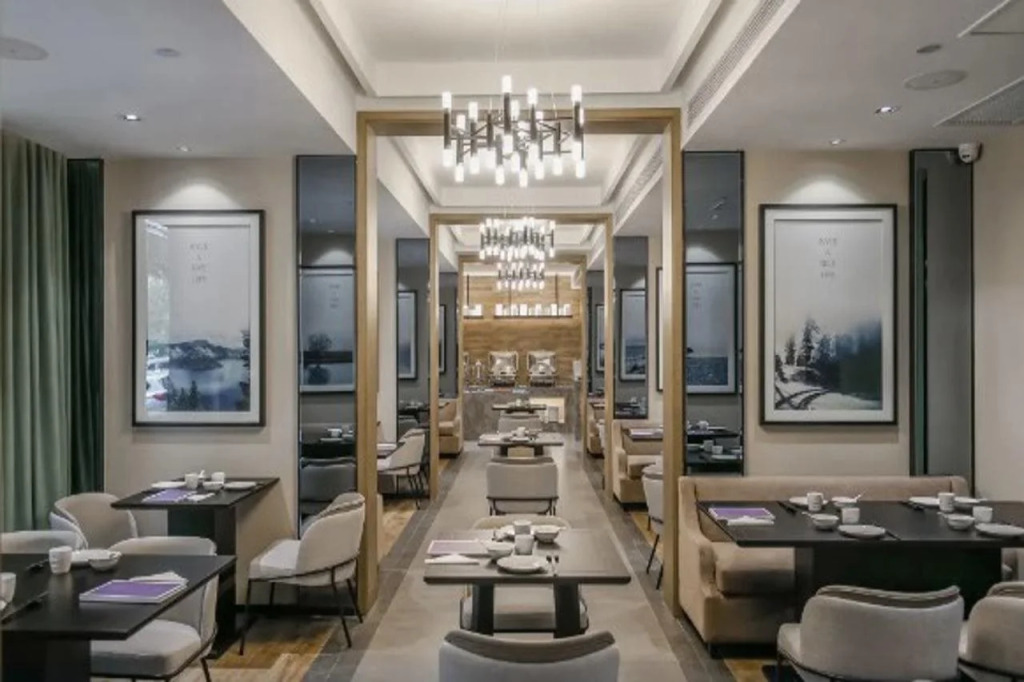 Joy Hotel