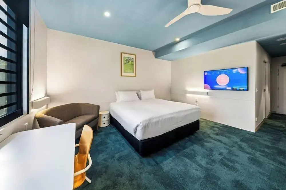 The Lodge, Blacktown - Sydney