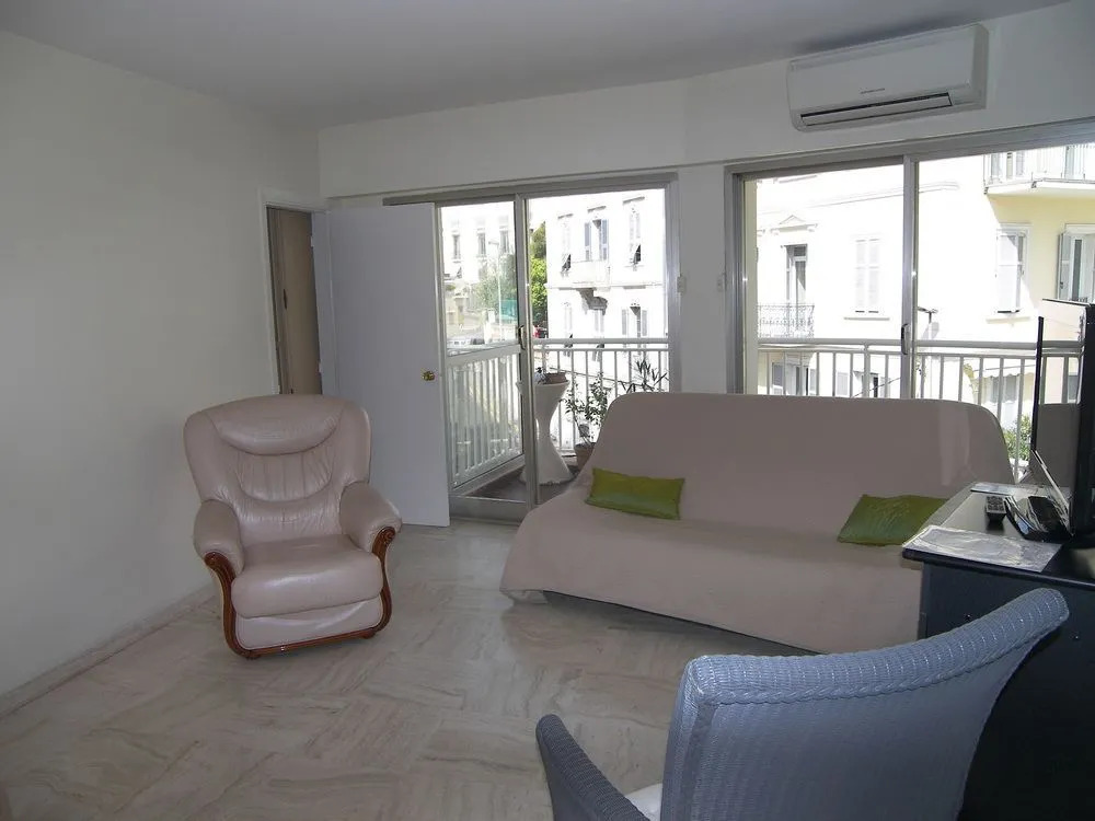 Three-bedroom apartment Super Cannes