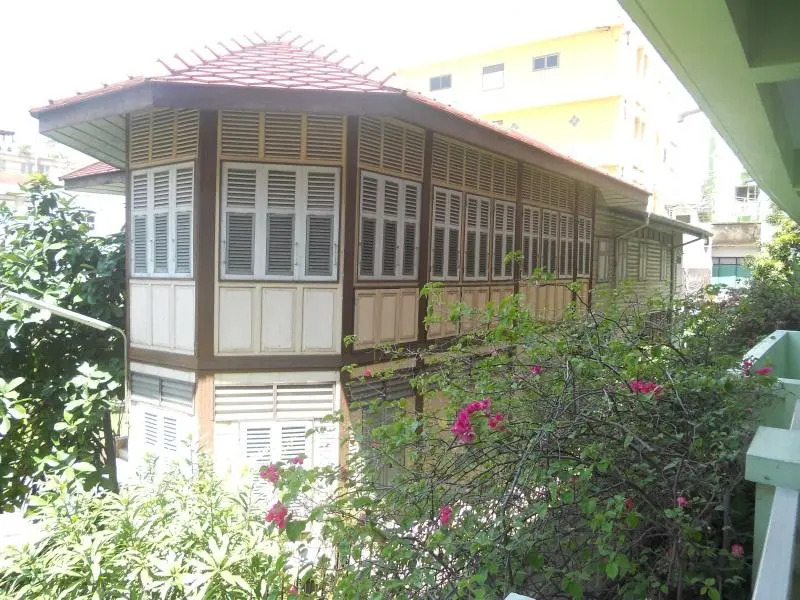Phraarthit Mansion