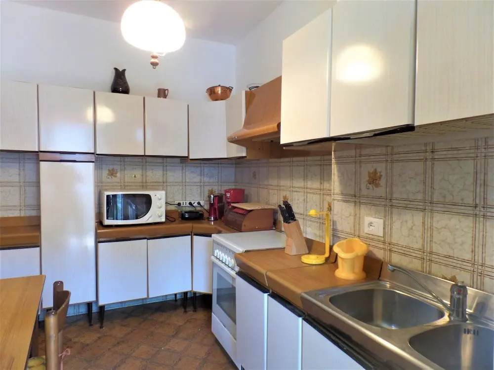 Isola Bella Apartments - Via Villa 9