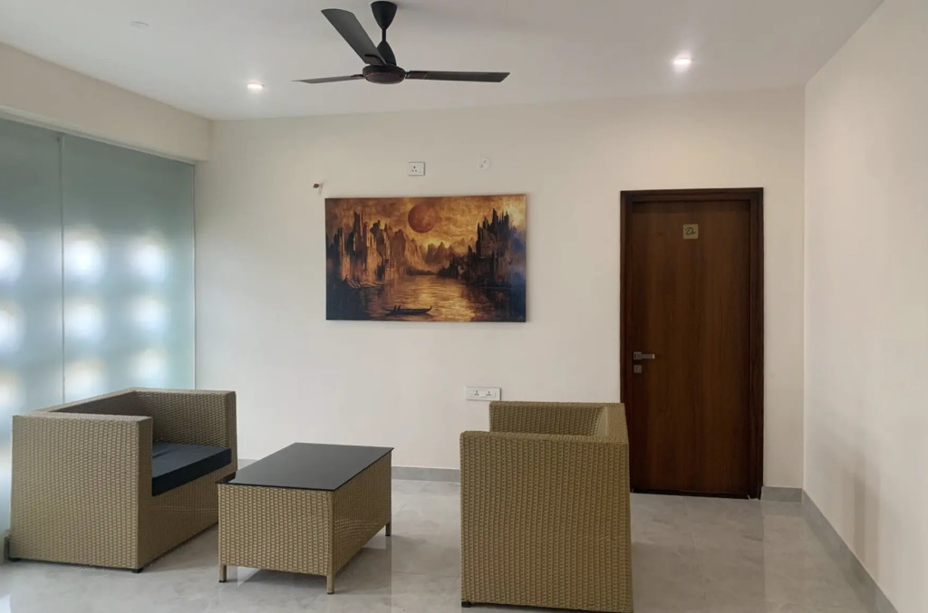 DeVerveil Service Apartment
