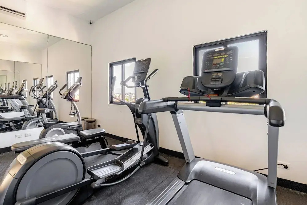 Luxurious Santo Domingo Apartment in Heart of the City, Wifi, Pool, Parking Free