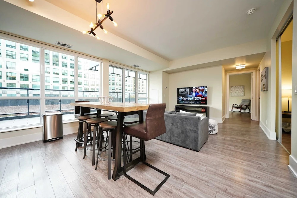 586 Boutique Hotel