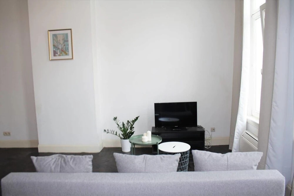 Saint Pauls Suite 35