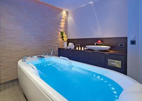 Aparthotel 4 Stars Agia Marina