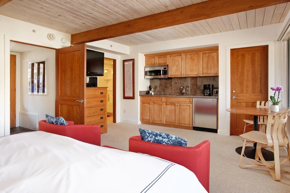 Aspen Alps Apartment #507 Home by RedAwning