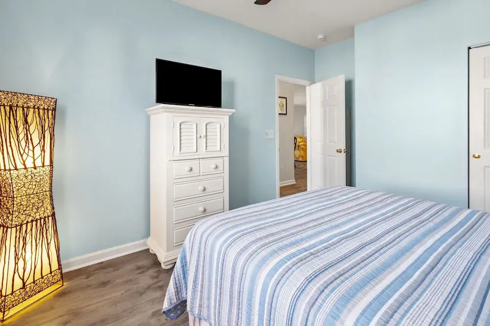Ocean Keys 3331 3 Bedroom Condo