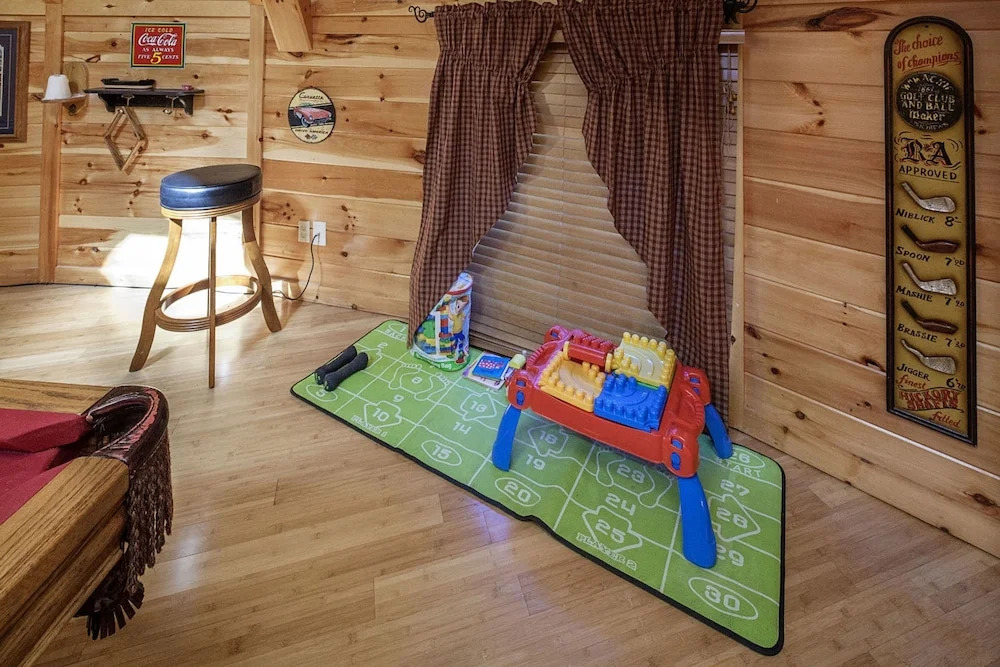 Declans View by Heritage Cabin Rentals