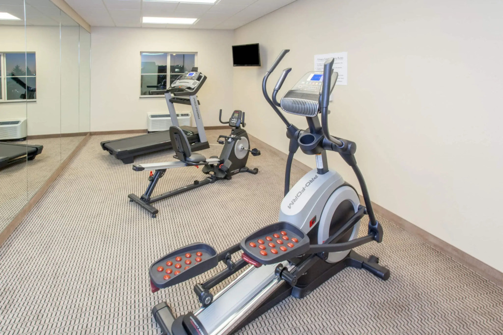Baymont by Wyndham Grand Forks