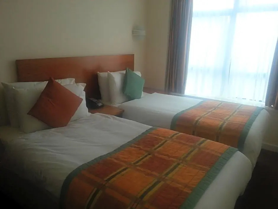 Sefton Express Hotel