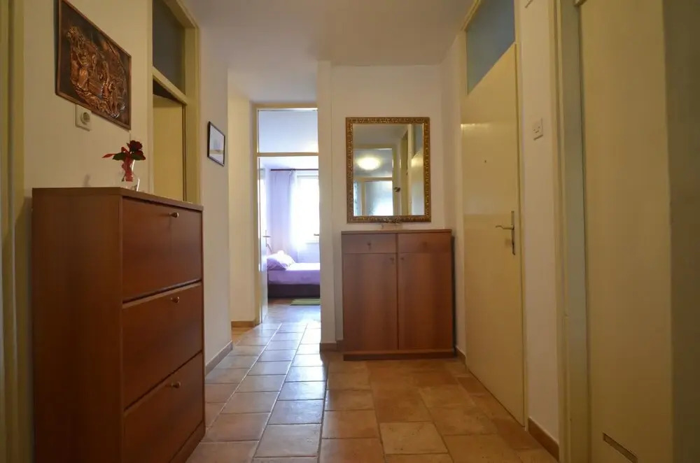 Tina - Two Bedroom Apartment