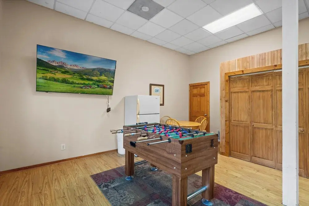 Country Pines Lodge