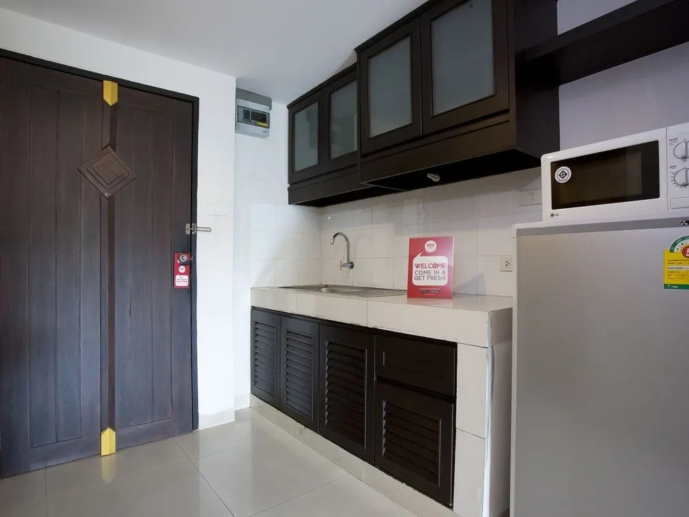 Nida Rooms Triple 2 Wattana Sky Train