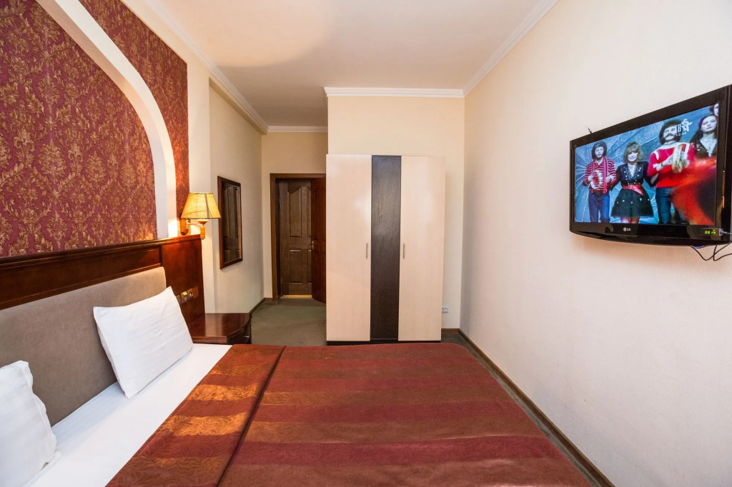 Avicenna Hotel