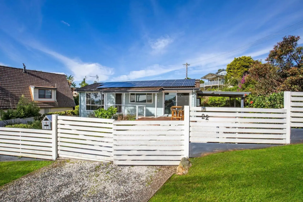 WindanSea Cottage - Pet Friendly - Ocean Glimpses