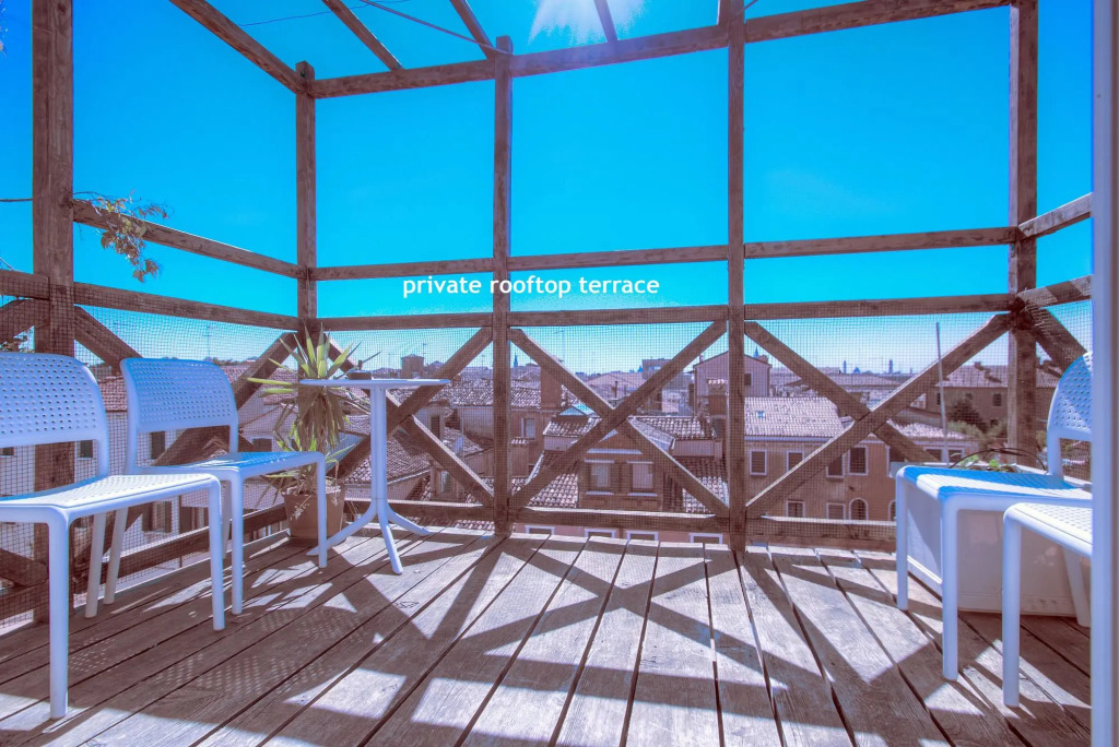 TERRACE!, TERRACE 360' STYLISH, 3bed, aircond wifi