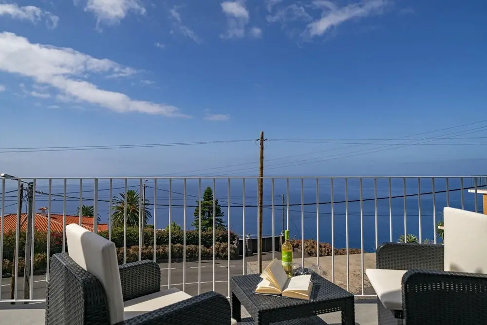Villa Calhetascape by Villa Plus