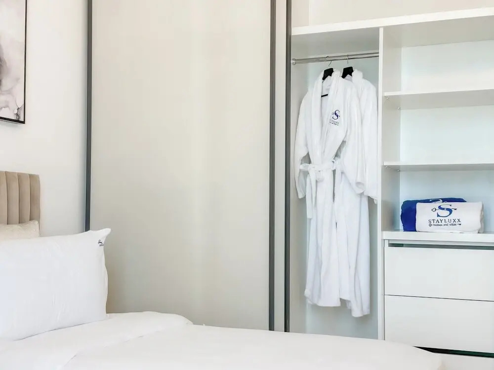 High floor Panoramic 2BR & Private Beach