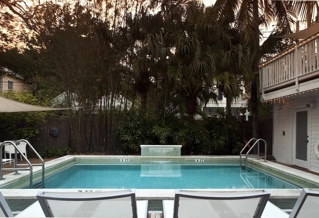 Alexanders Guesthouse-Adult Exclusive, LGBTQ Friendly