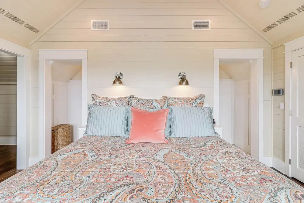 Seaside Shanty 125 SE