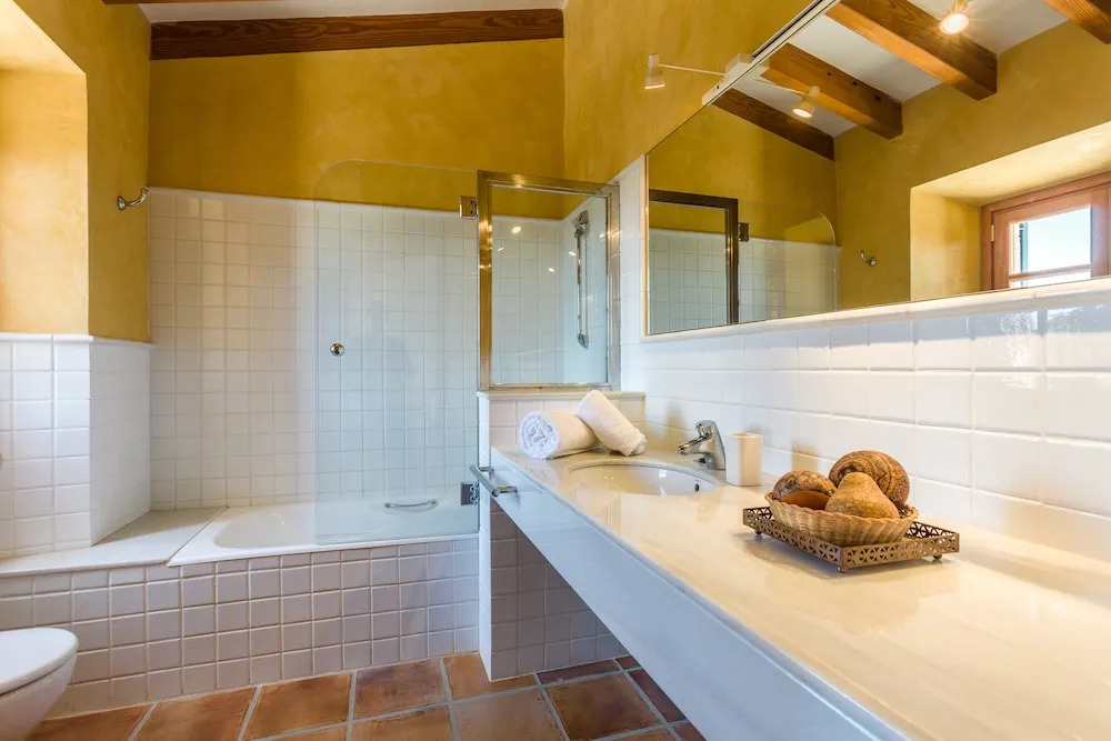 Residence by G Cas Comte