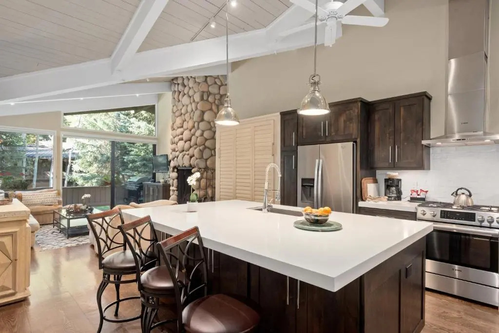Standard 2 Bedroom - Aspen Alps #110