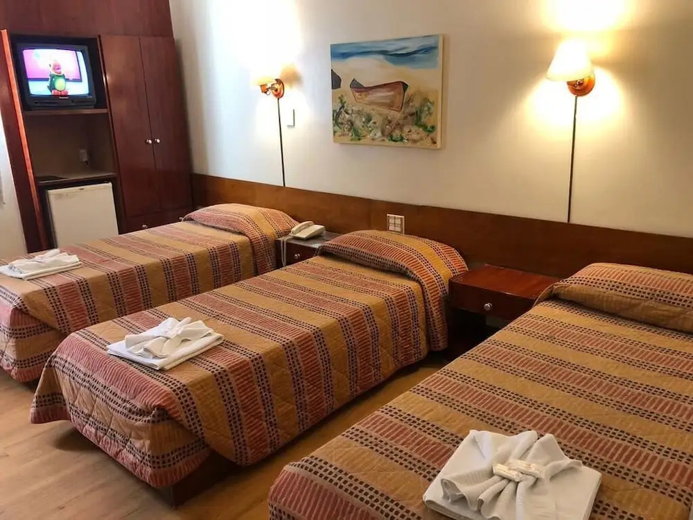2S Hotel
