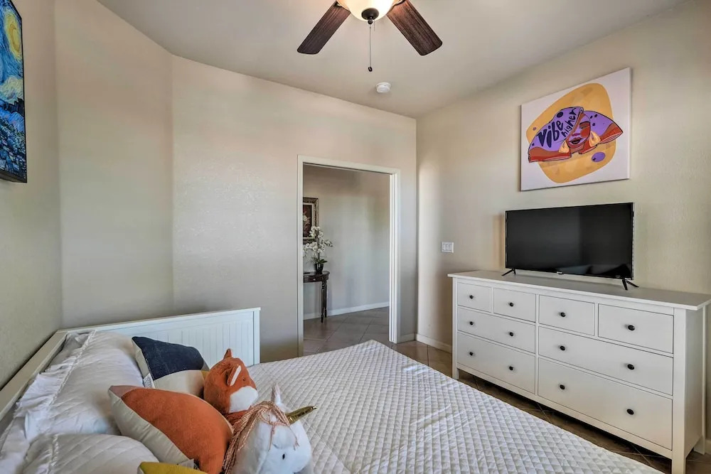 Walk to Community Pool: Goodyear Desert Oasis