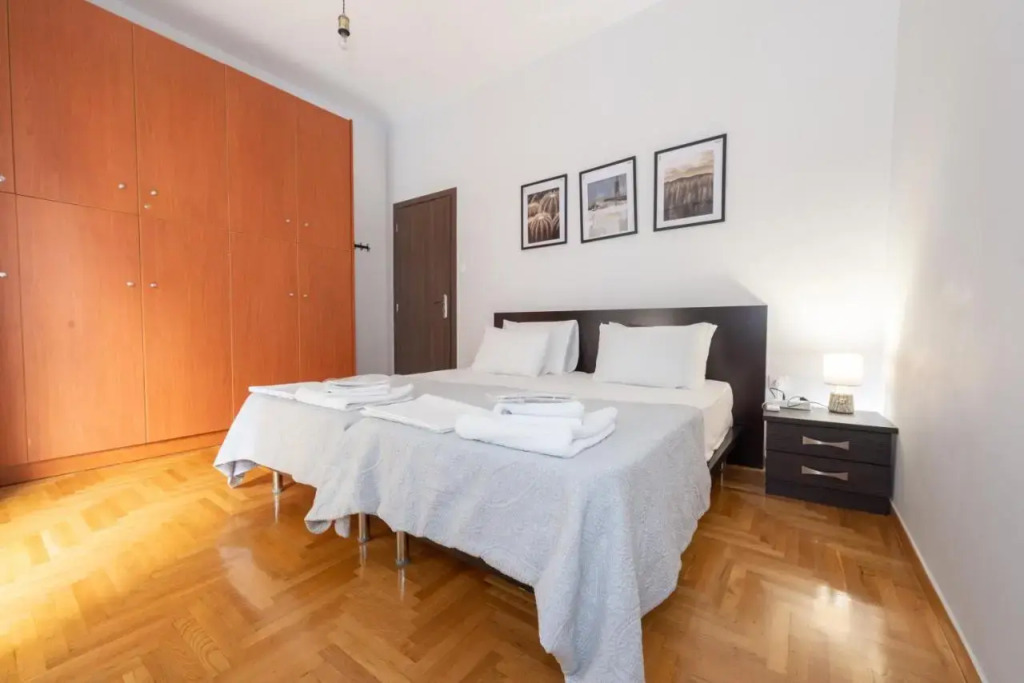 Spacious family home near Acropolis in Koukaki!