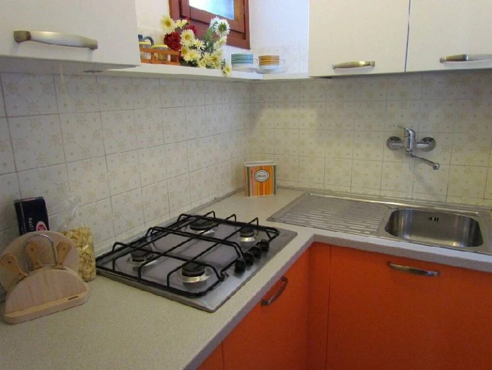 Three-room apartment in a nice villa with garden - Beach Place Included