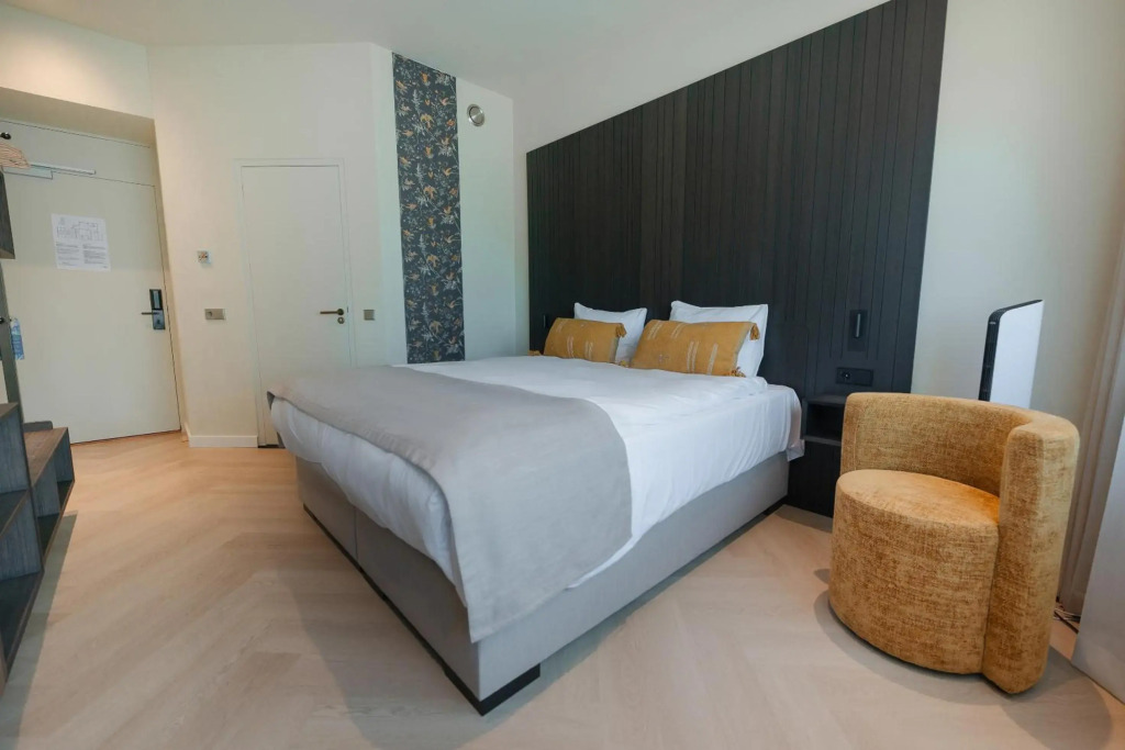 Boutique Hotel Herbergh Amsterdam Airport FREE PARKING